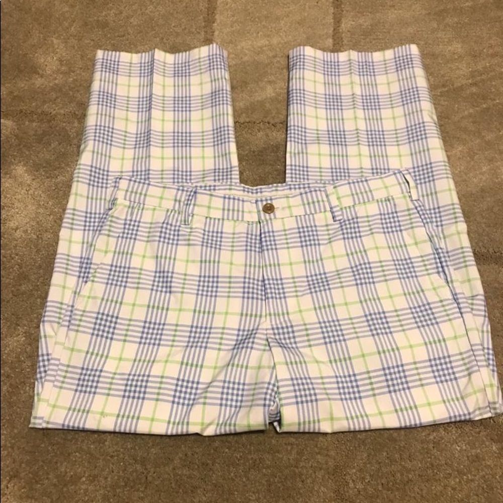 Womens Izod Golf 🏌️♂️ pants size 34/30 in plaid